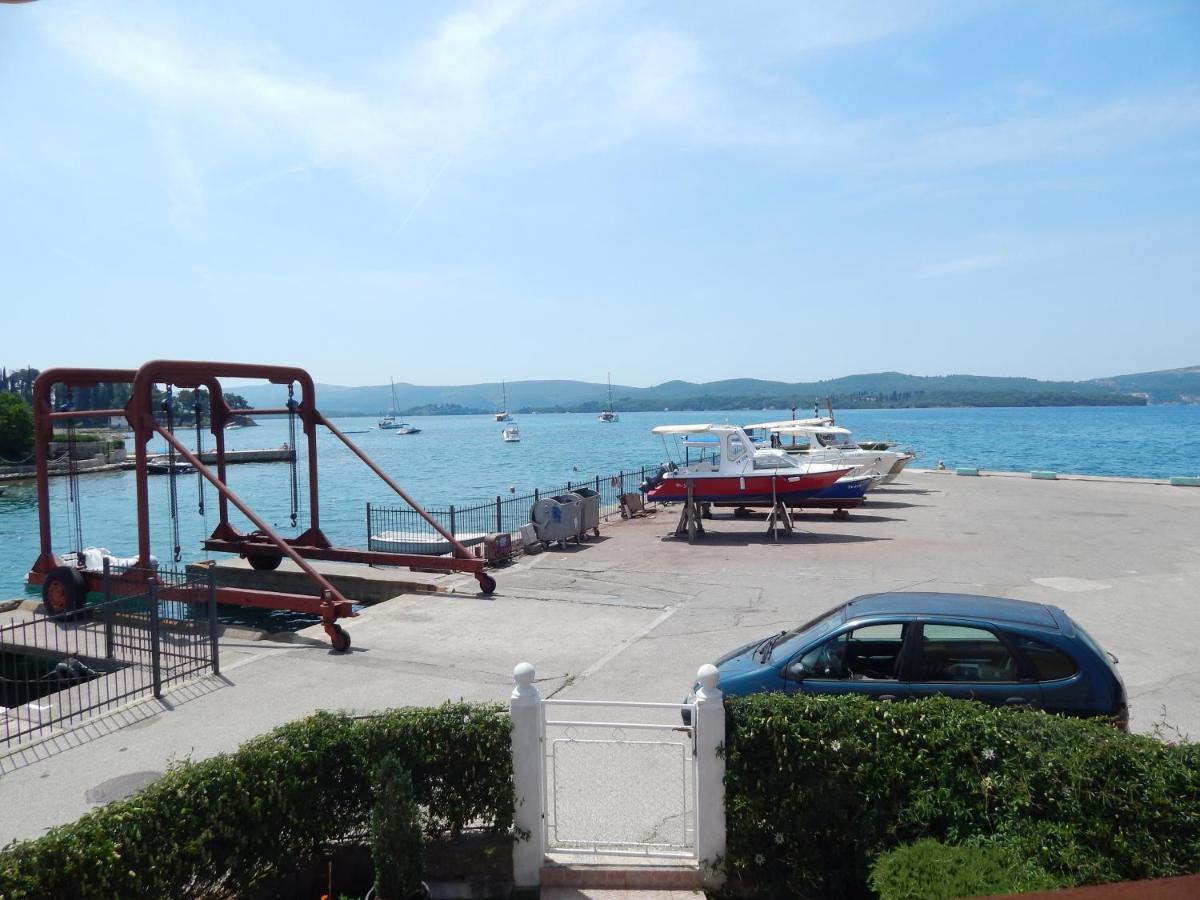 Apartmani Sindik Tivat Kültér fotó