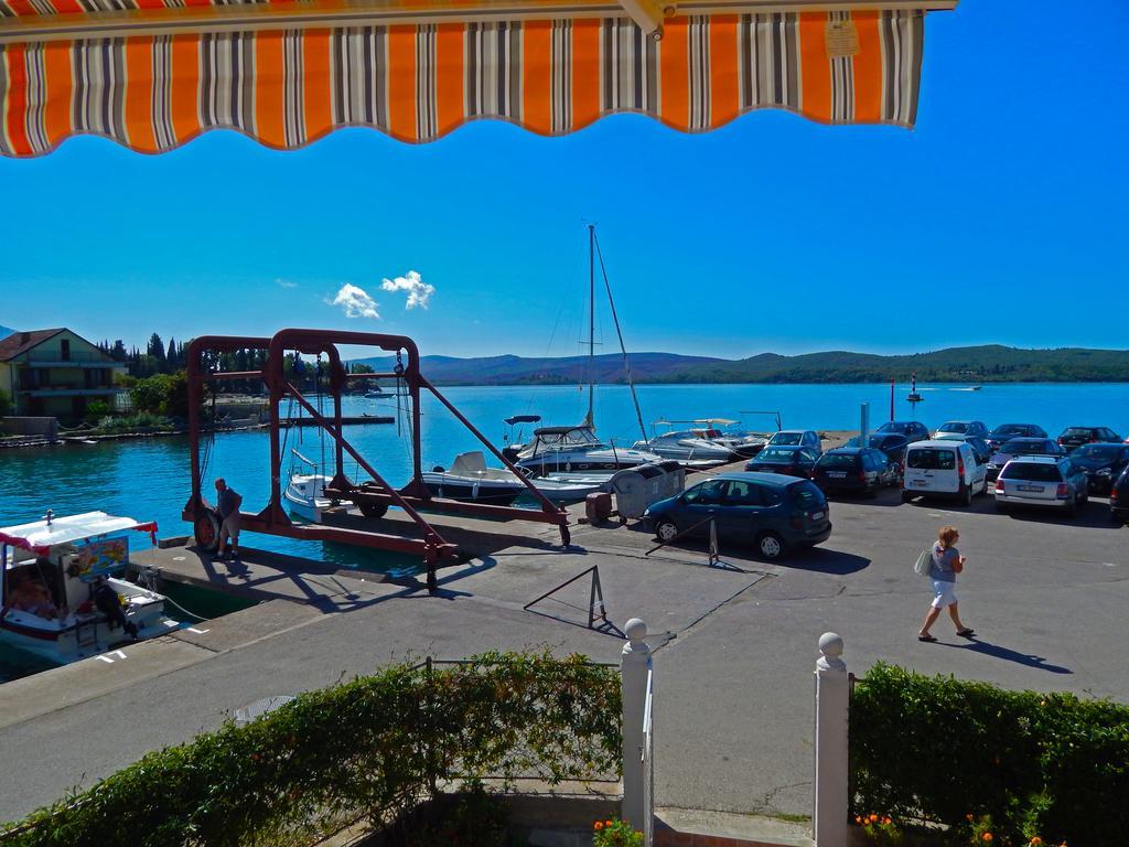 Apartmani Sindik Tivat Kültér fotó