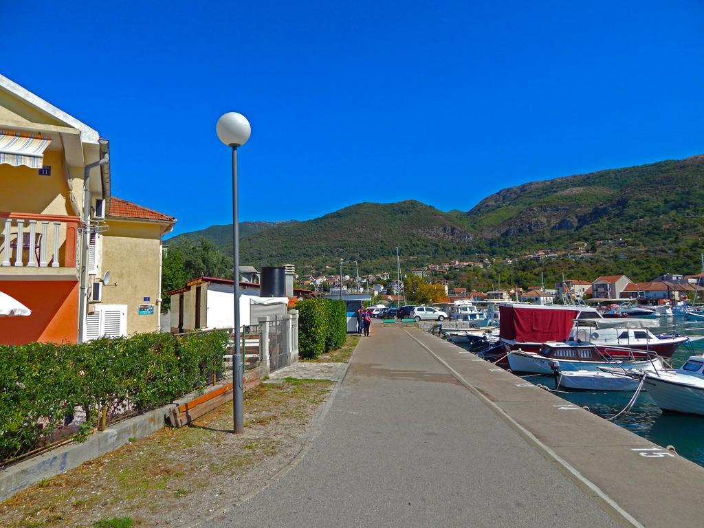 Apartmani Sindik Tivat Kültér fotó